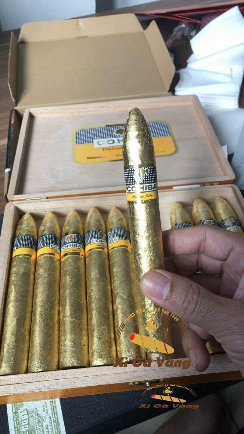 Xì gà Cohiba Piramides dát vàng có hương vị đẳng cấp